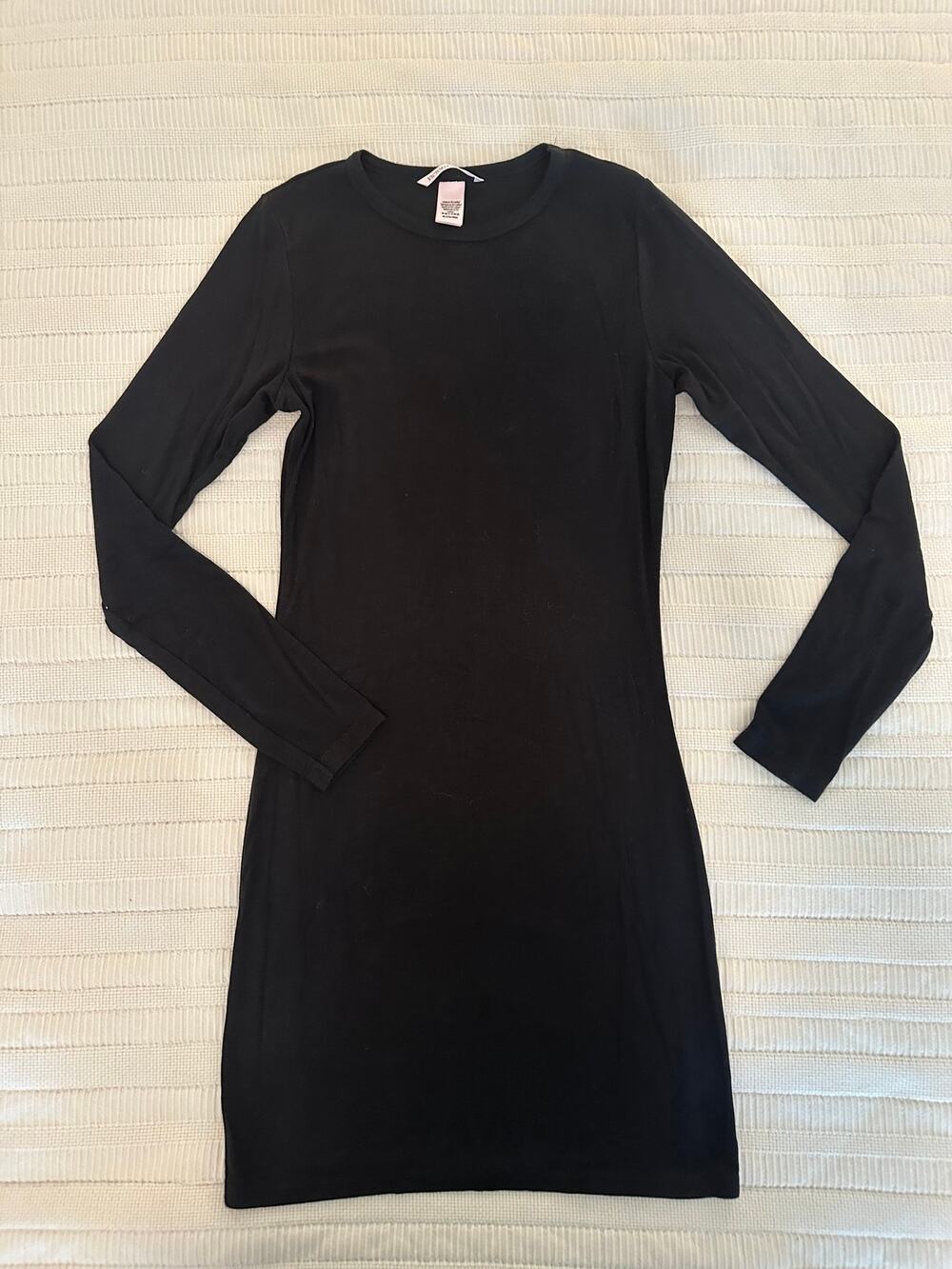 Victoria's Secret M Ribbed Long-Sleeve Bodycon Dress